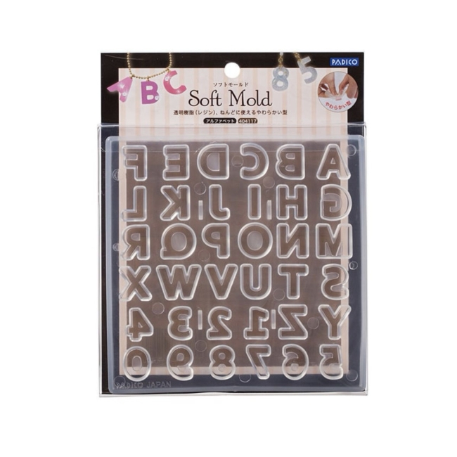  Moule « Alphabètes et chiffres »